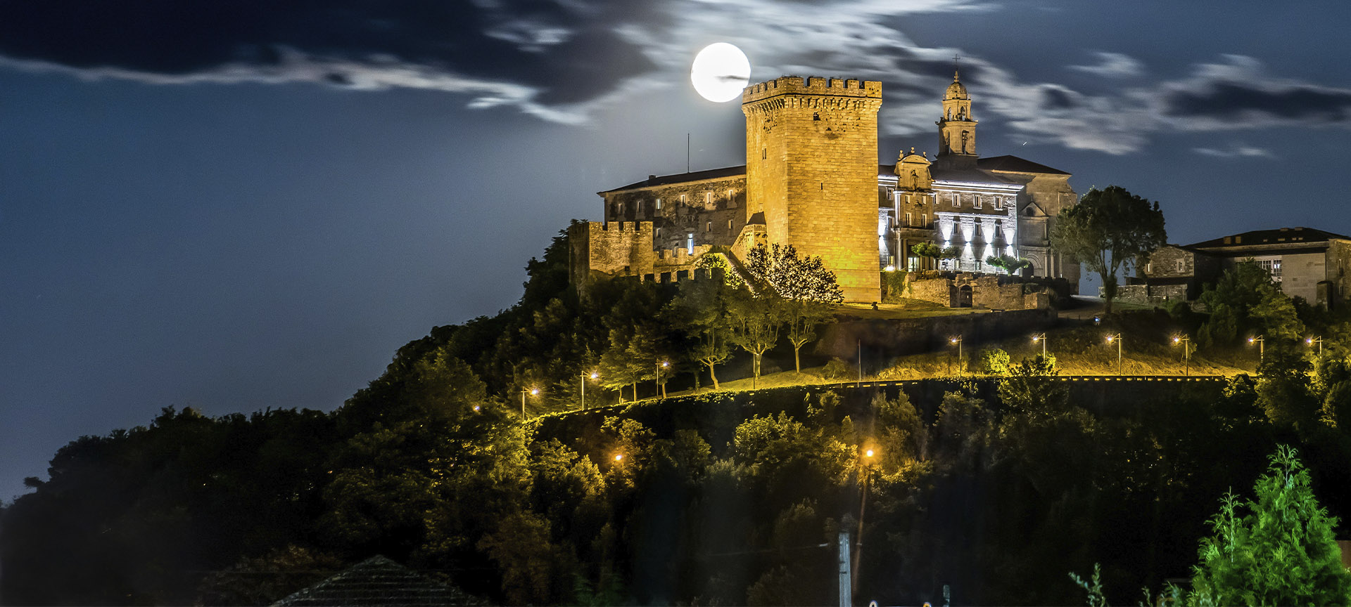 Monforte de Lemos Castle in Lugo (Galicia) Monforte de Lemos Castle in Lugo (Galicia)