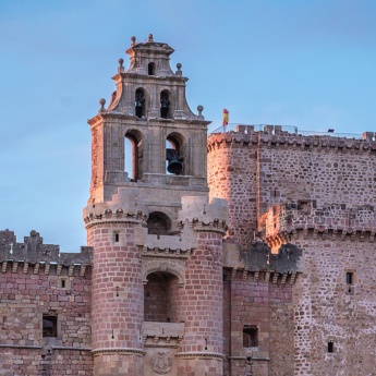 Blick auf die Burg von Turégano (Segovia, Kastilien-León)