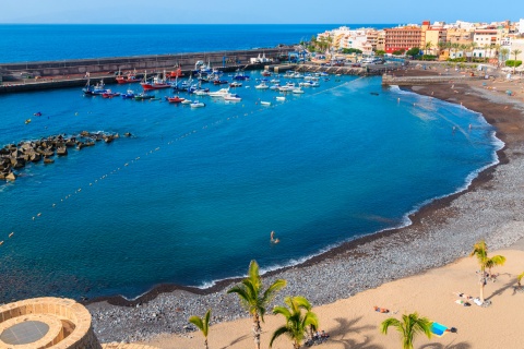 Praia de San Juan de Guía de Isora, em Tenerife, Ilhas Canárias