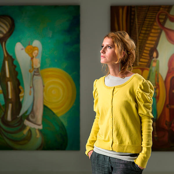 美術館の見学者 美術館の見学者